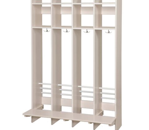 Garderobe - 4 rum og en bænk