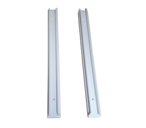 Plastic rail for trays