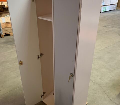 Garderobeskab 2 rums med låger