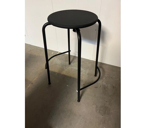 ST2 Stool with black PUR seat