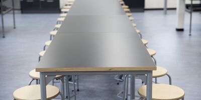 Bakkevejens-School-Table-and-stools
