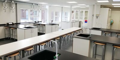 Hundige-School-Physics-Laboratory