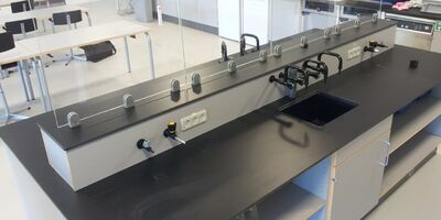 Rybners-college-physics-and-chemistry-classrooms